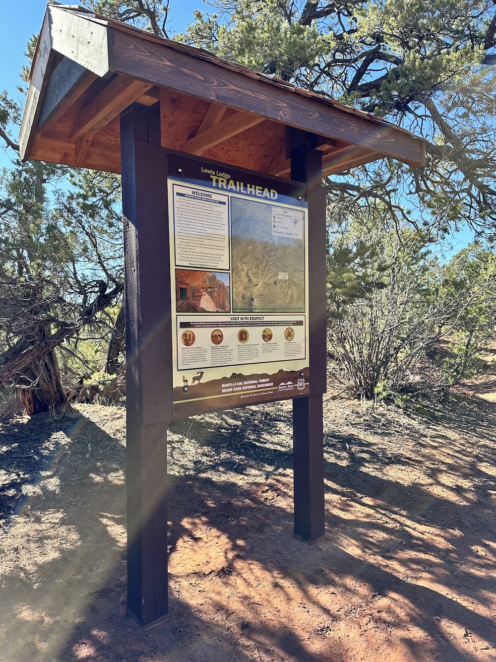 Lewis Lodge Trailhead VWR signage copy